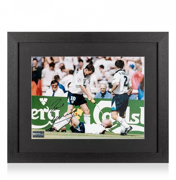 icons Paul Gascoigne Signed England Photo In Black Wooden Frame: UEFA EURO 1996 Dentist Chair Celebration