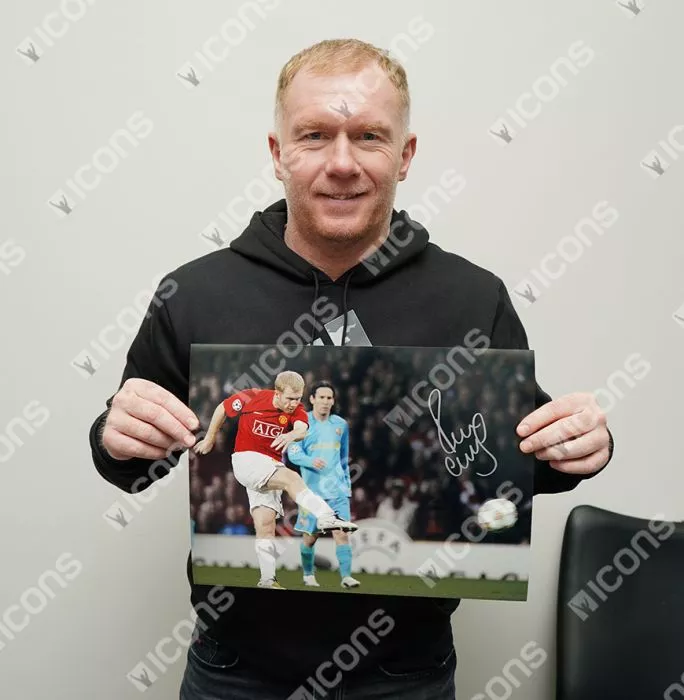 Icons Paul Scholes Signed Manchester United Photo: UEFA Champions League