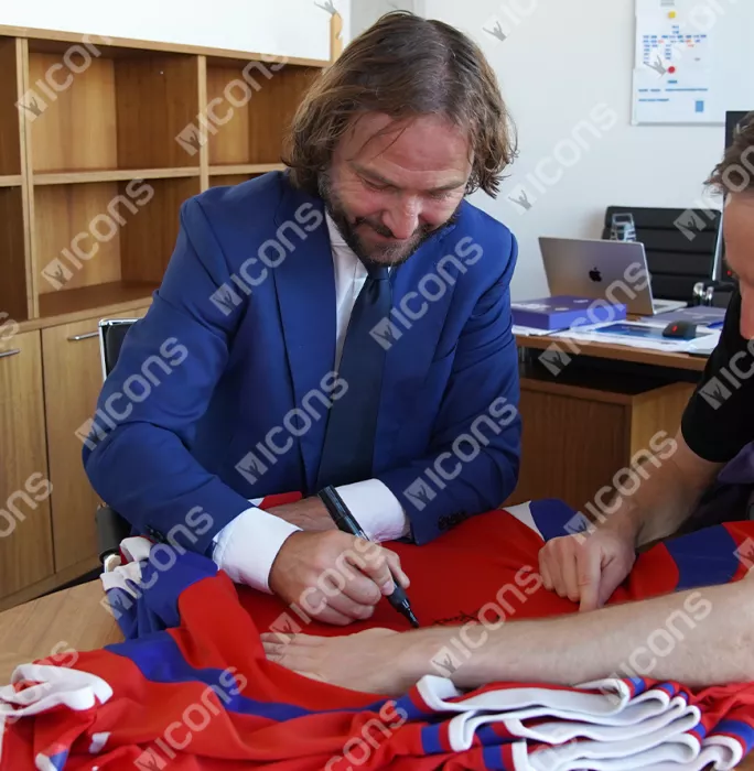 Icons Pavel Nedved Front Signed Czech Republic 2000-02 Home Shirt In Deluxe Packaging