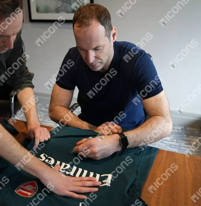 Icons Petr Cech Signed Arsenal 2017-18 Goalkeeper Shirt In Classic Frame