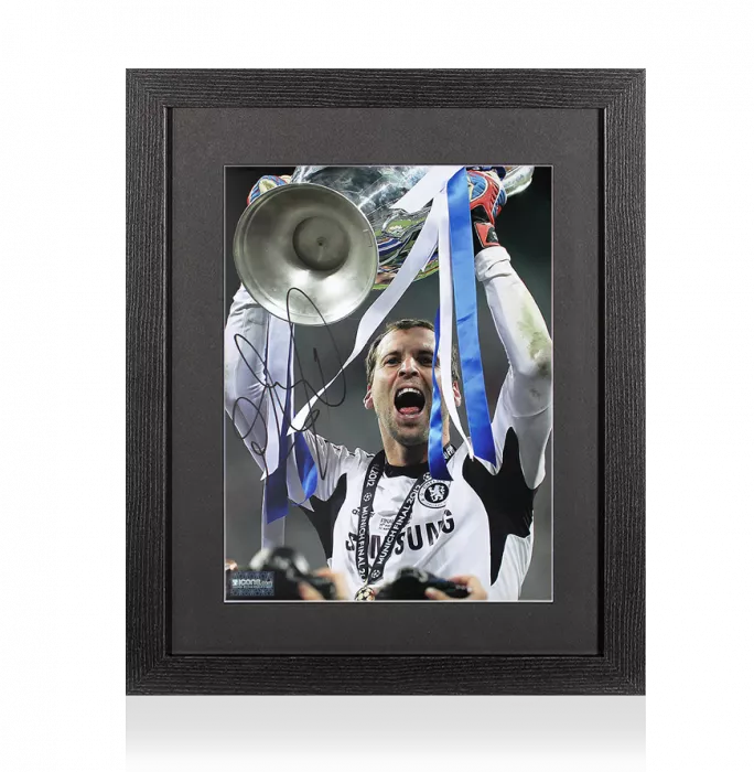 icons Petr Cech Signed Chelsea Photo In Black Wooden Frame: 2012 UEFA Champions League Winner