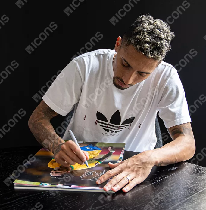 Icons Raphinha Signed Brazil Photo: Goal Vs Paraguay