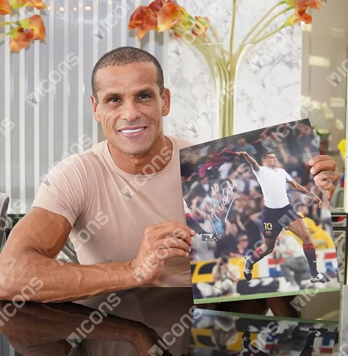 Icons Rivaldo Signed FC Barcelona Photo In Black Wooden Frame: Overhead Kick Vs Valencia Celebration