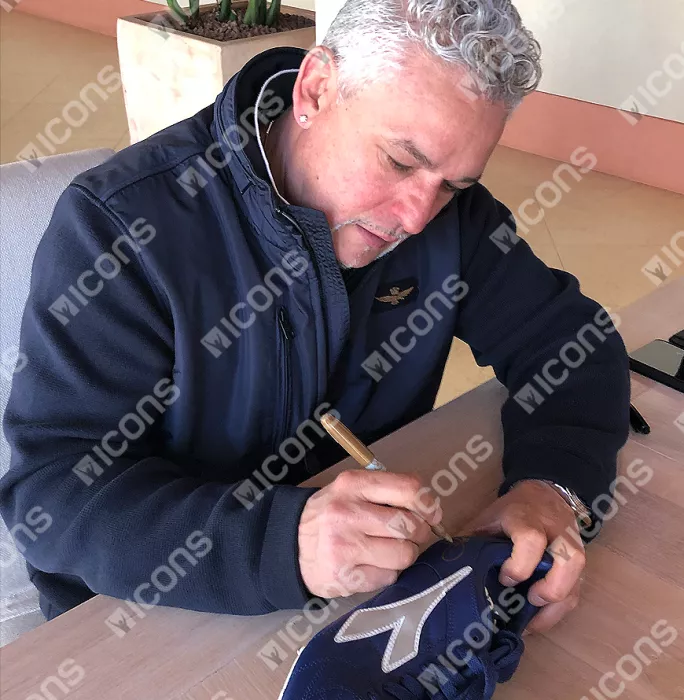 Icons Roberto Baggio Gold Signed Blue Diadora Derby Boot In Acrylic Case