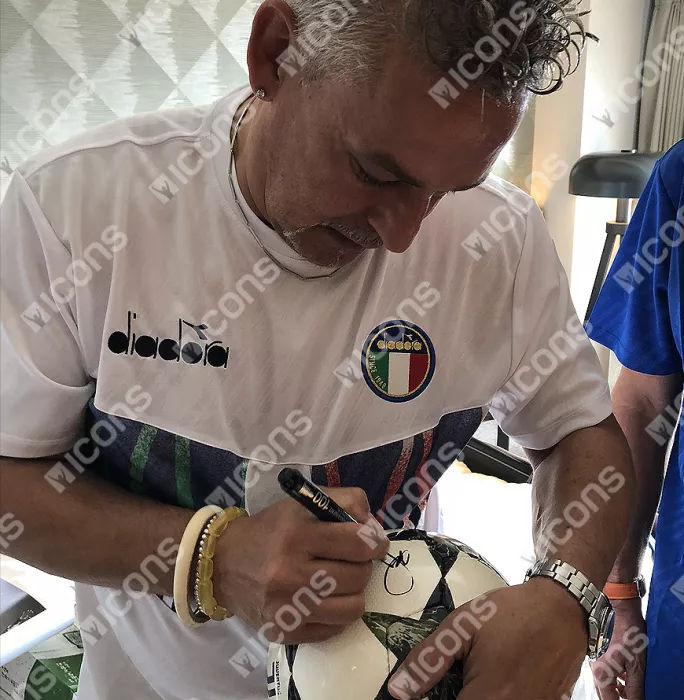 Icons Roberto Baggio Signed Juventus Branded Football