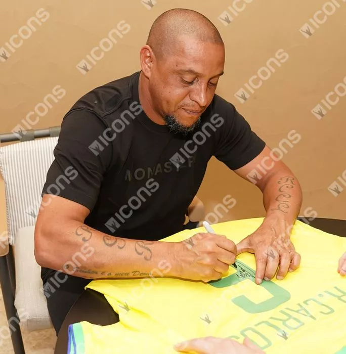 Icons Roberto Carlos Back Signed Modern Brazil Home Shirt