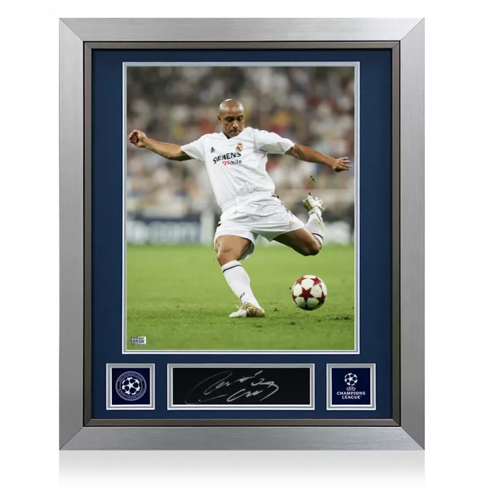 icons Roberto Carlos Official UEFA Champions League Signed Plaque and Photo Frame