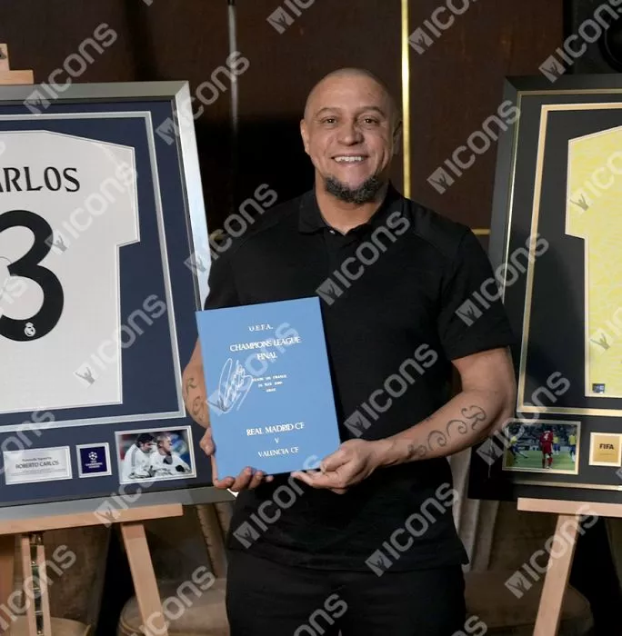 Icons Roberto Carlos Signed And Framed Programme: 2000 UEFA Champions League Final - Hardback Edition