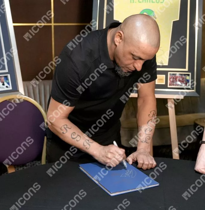 Icons Roberto Carlos Signed And Framed Programme: 2002 UEFA Champions League Final - Hardback Edition