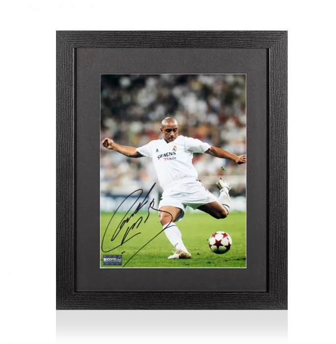 icons Roberto Carlos Signed Real Madrid CF Photo In Black Wooden Frame: Los Blancos Icon