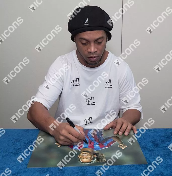 Icons Ronaldinho Black Signed FC Barcelona Photo: Barca's Brilliant Brazilian