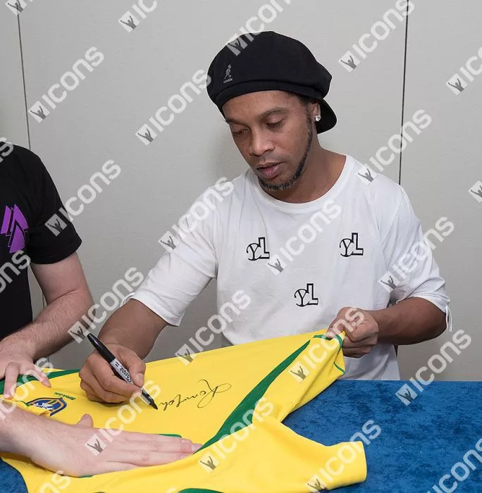 Icons Ronaldinho Front Signed Brazil 2002 Home Shirt In Classic Frame