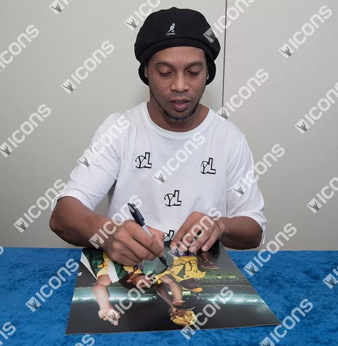 Icons Ronaldinho Signed Brazil Photo: 2002 FIFA World Cup Winner