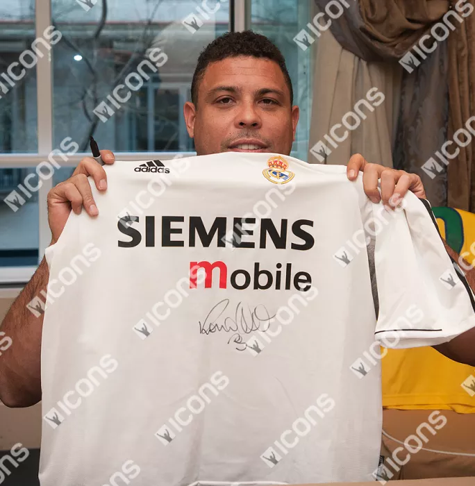 Icons Ronaldo Front Signed Real Madrid 2004-05 Home Shirt