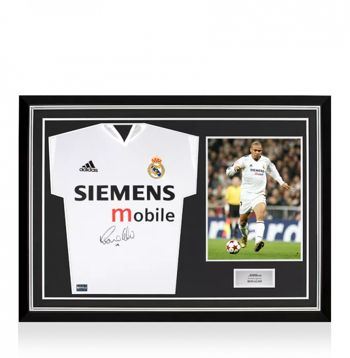 icons Ronaldo Front Signed Real Madrid CF 2004-05 Home Shirt In Hero Frame: Option 1