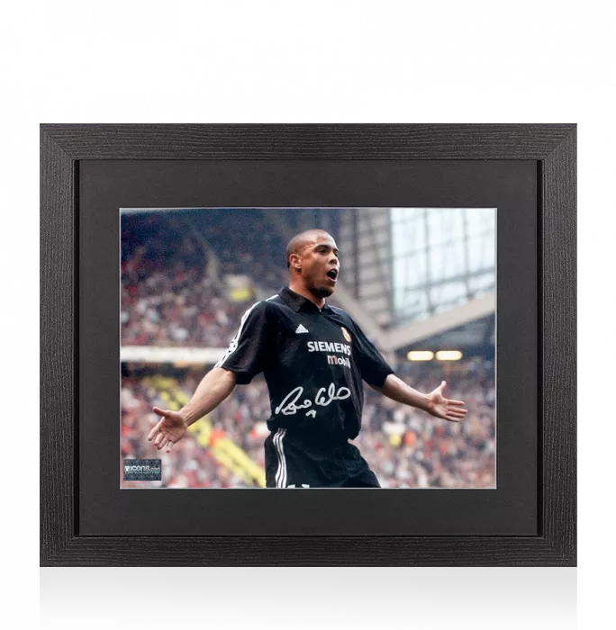 icons Ronaldo Signed Real Madrid CF Photo In Black Wooden Frame: Iconic Old Trafford Hat-trick