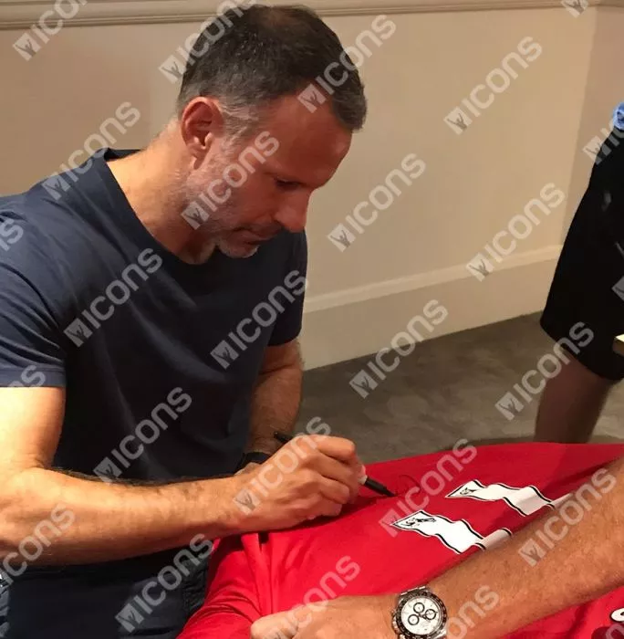 Icons Ryan Giggs Back Signed Manchester United 2017-18 Home Shirt In Classic Frame