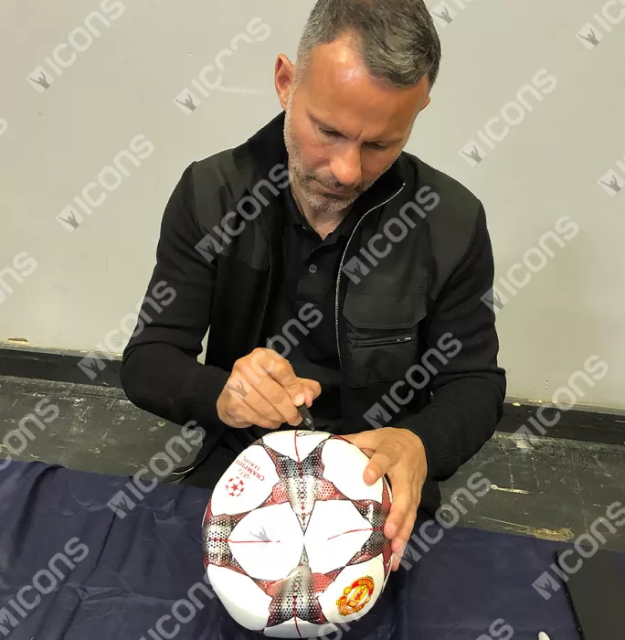 Icons Ryan Giggs Signed Manchester United Branded UEFA Champions League Football