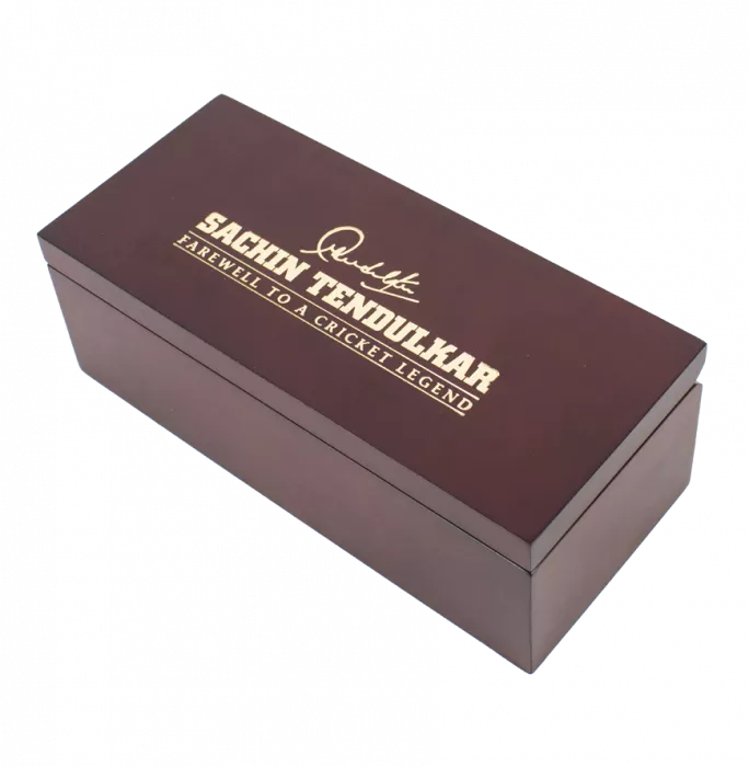 Icons Sachin Tendulkar Signed Cricket Ball In "Farewell To A Cricket Legend" Commemorative Case