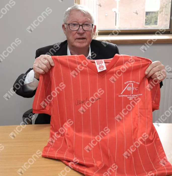 Icons Sir Alex Ferguson Front Signed Aberdeen 1983 European Cup Winners Shirt In Classic Frame