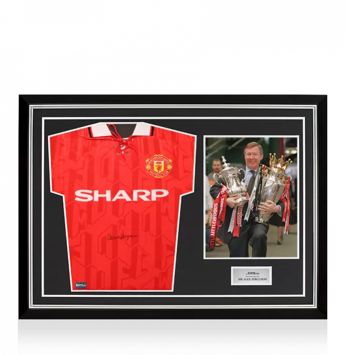 icons Sir Alex Ferguson Front Signed Manchester United 1994 Home Shirt In Hero Frame: Option 1