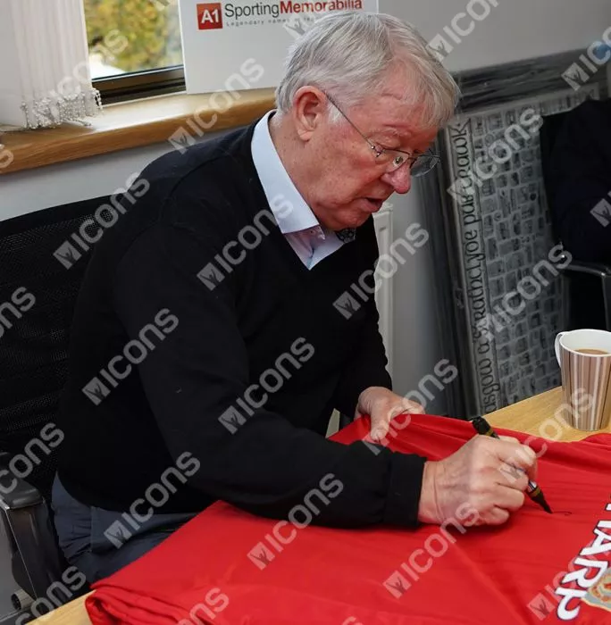 Icons Sir Alex Ferguson Front Signed Manchester United 1999 UEFA Champions League Shirt In Deluxe Packaging