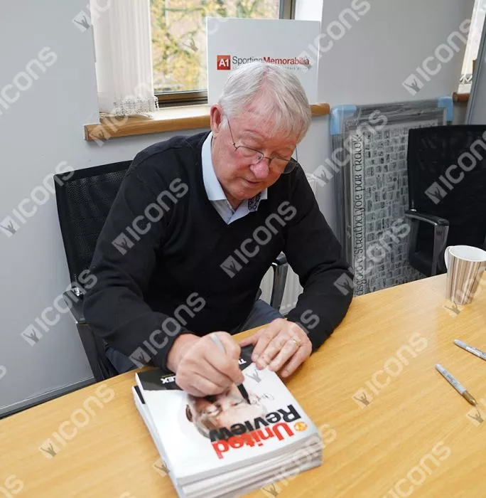 Icons Sir Alex Ferguson Signed And Framed Programme: Manchester United Last Game