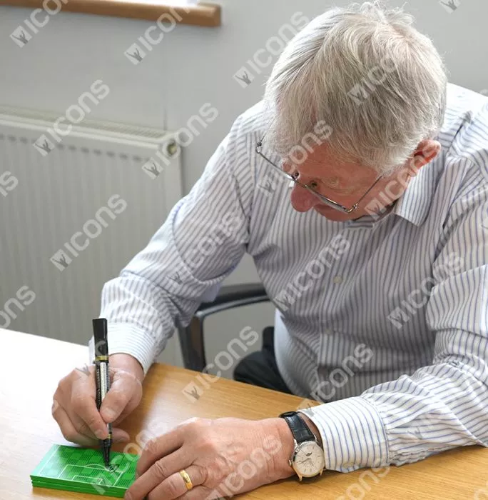 Icons Sir Alex Ferguson Signed LEGO® Old Trafford Set