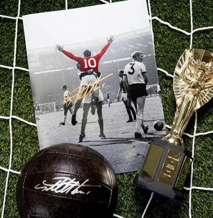 Icons Sir Geoff Hurst Gold Signed England Photo: Hat-Trick Hero