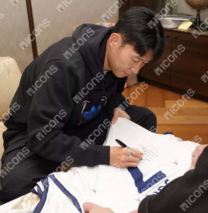 Icons Son Heung-min Back Signed Tottenham Hotspur 2017-18 Home Shirt In Hero Frame: Option 1