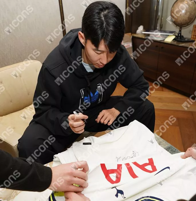 Icons Son Heung-min Front Signed Tottenham Hotspur 2022-23 Home Shirt In Classic Frame