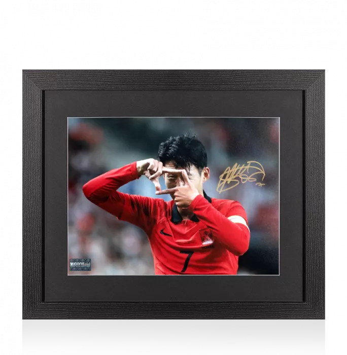 icons Son Heung-min Signed Korea Republic Photo In Black Wooden Frame: Goal v Cameroon - International Friendly