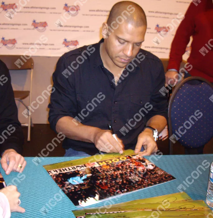 Icons Stan Collymore Signed Liverpool Photo In Premium Photo Frame