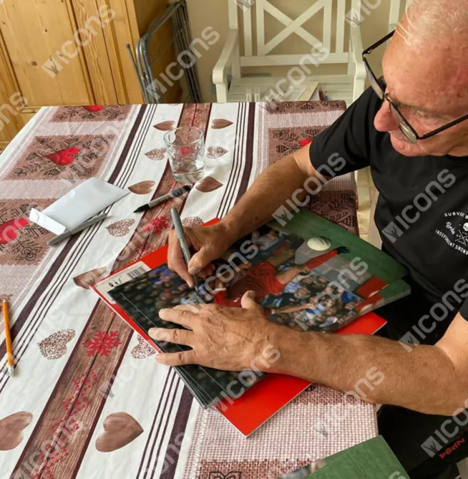 Icons Steve Heighway Signed Liverpool FC Photo In Premium Photo Frame