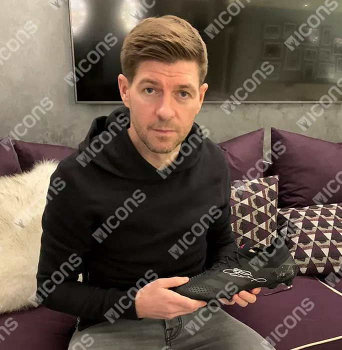 Icons Steven Gerrard Signed Black Adidas Predator Boot