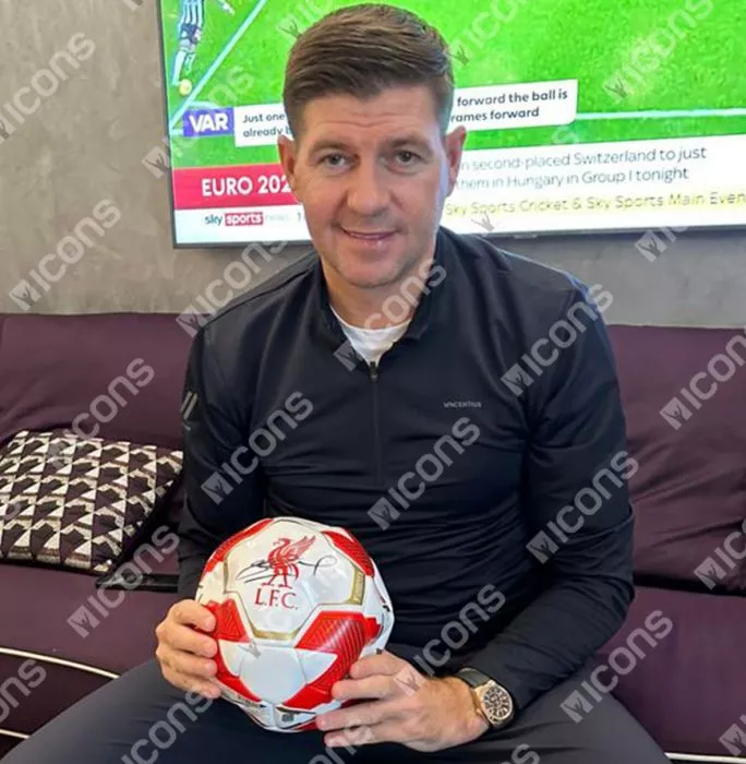 Icons Steven Gerrard Signed Liverpool FC Football In Acrylic Case