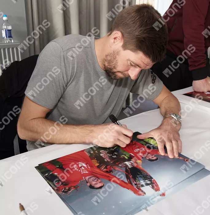 Icons Steven Gerrard Signed Liverpool Photo: 2005 UEFA Champions League Winner