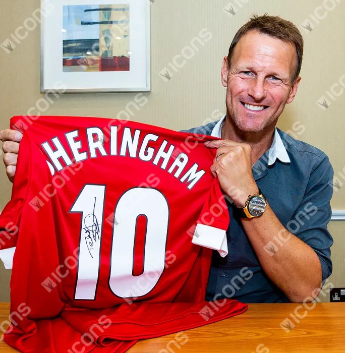 Icons Teddy Sheringham Back Signed Manchester United Home Shirt In Hero Frame: Option 1