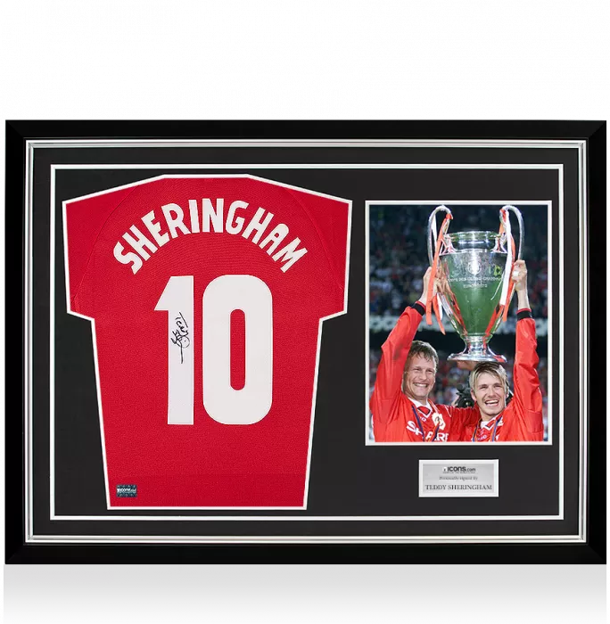 icons Teddy Sheringham Back Signed Manchester United Shirt In Hero Frame: Option 1