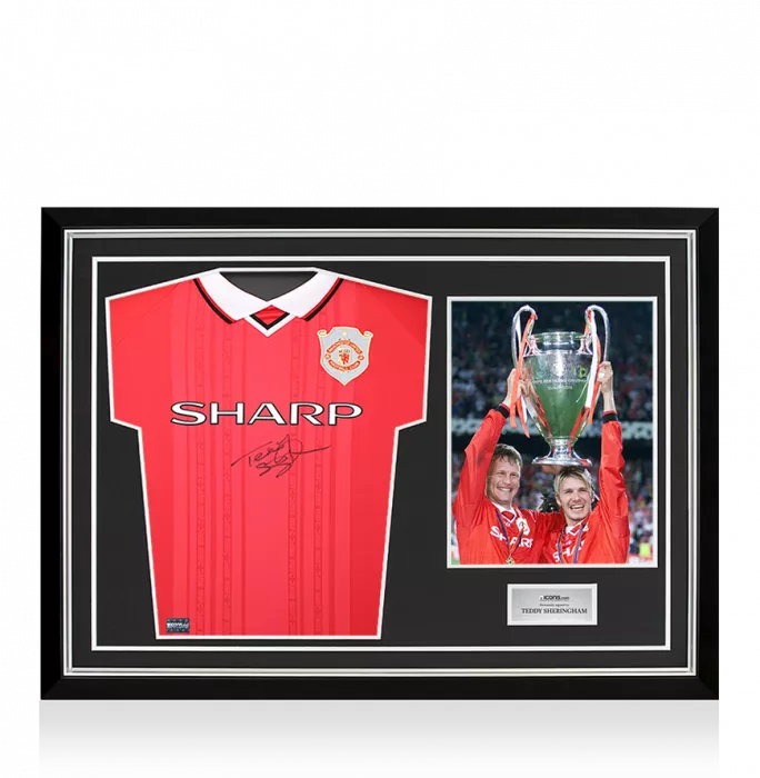 icons Teddy Sheringham Front Signed Manchester United 1999 Home Shirt In Hero Frame: Option 1