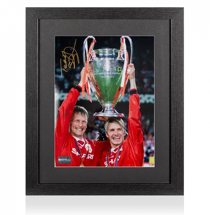 icons Teddy Sheringham Signed Manchester United Photo In Black Wooden Frame: 1999 UEFA Champions League Winner