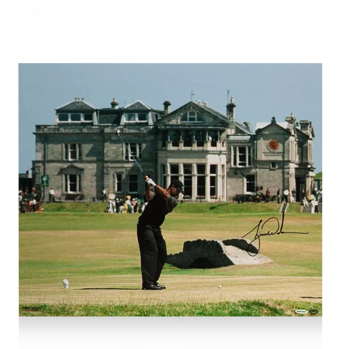 icons Tiger Woods Signed Photo: 2000 Champion Golfer of the Year