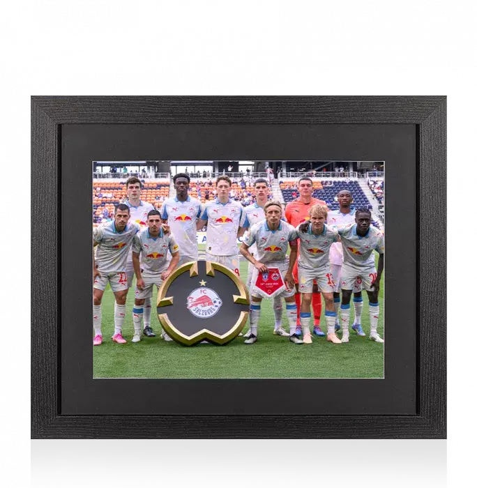 icons UNSIGNED FC Red Bull Salzburg Photo In Black Wooden Frame: 2025 FIFA Club World Cup Squad