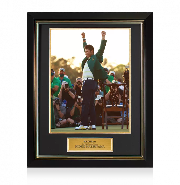 icons UNSIGNED Hideki Matsuyama Masters Trophy Framed Photo - The 2021 Masters Winner