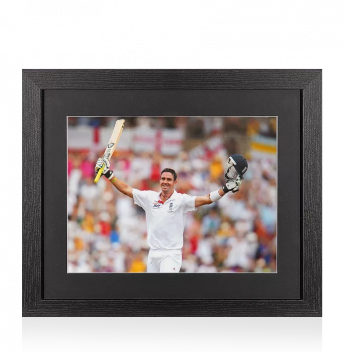 Icons UNSIGNED Kevin Pietersen Photo In Black Wooden Frame: Ashes Celebration