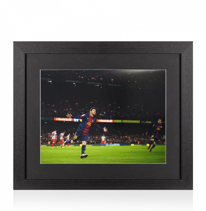 icons UNSIGNED Lionel Messi Photo In Black Wooden Frame: FC Barcelona Arms Out Celebration