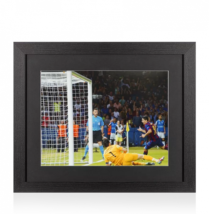 Icons UNSIGNED Luis Suarez Photo In Black Wooden Frame: FC Barcelona Goal Vs Juventus