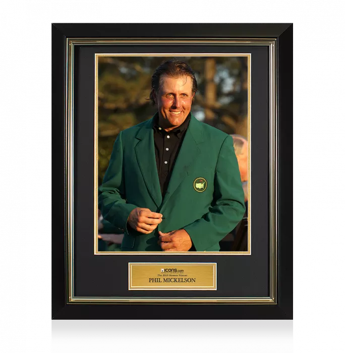 icons UNSIGNED Phil Mickelson Masters Trophy Framed Photo - The 2010 Masters Winner