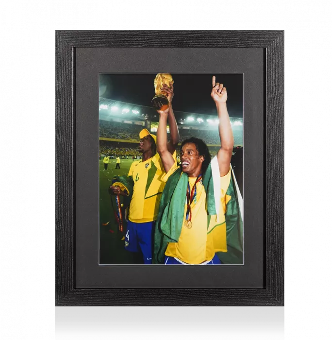 icons UNSIGNED Ronaldinho Photo In Black Wooden Frame: Brazil 2002 World Cup Aloft