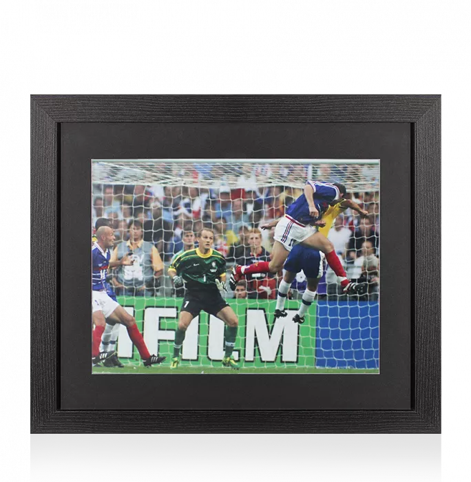 icons UNSIGNED Zinedine Zidane Photo In Black Wooden Frame: France vs Brazil